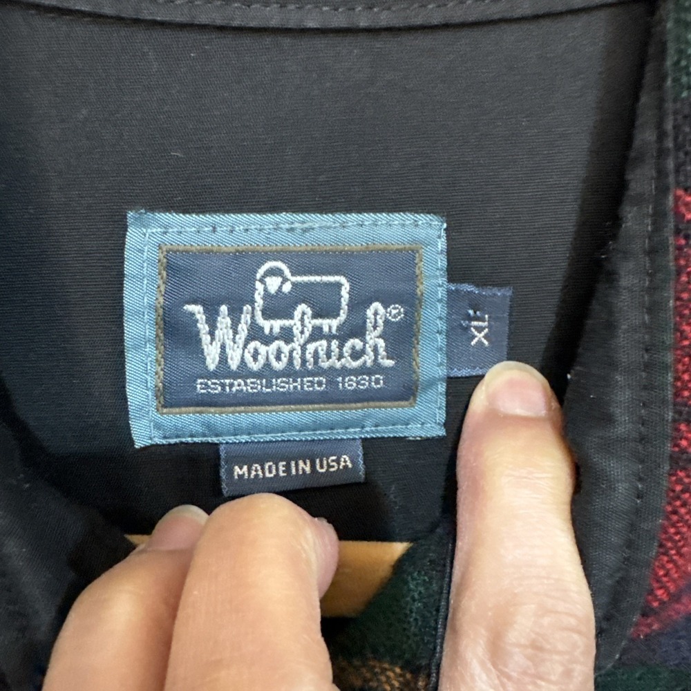 Men's Woolrich Plaid Shirt Size XL made In USA #042 - Picture 3 of 16
